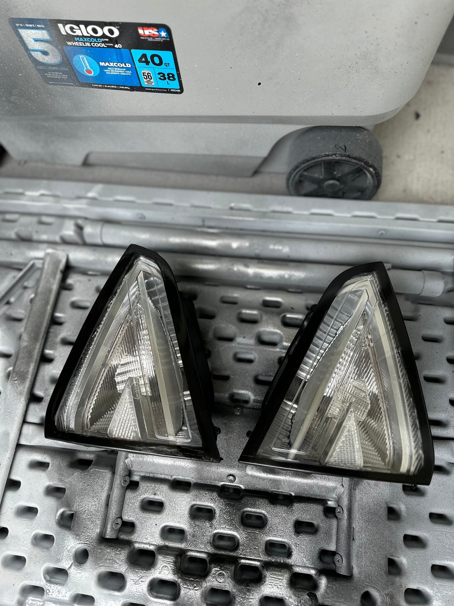 Black/Metallic 2008-2012 Audi A5/S5 Clear Tail Lights
